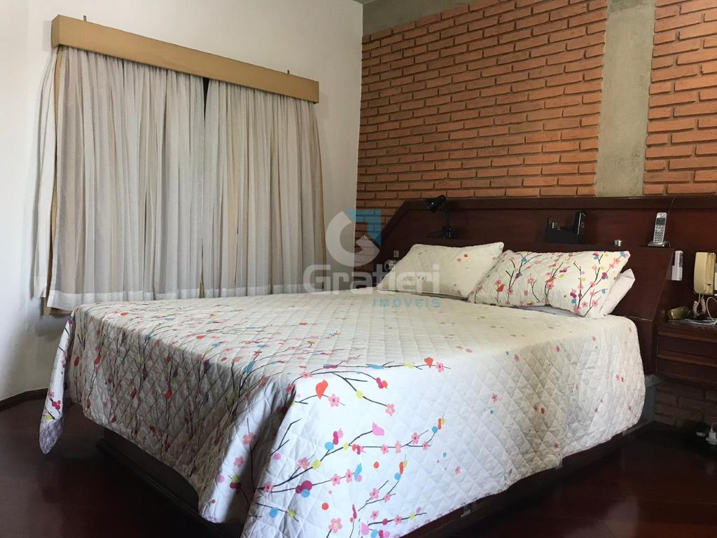 Casa à venda no Jardim das Roseiras