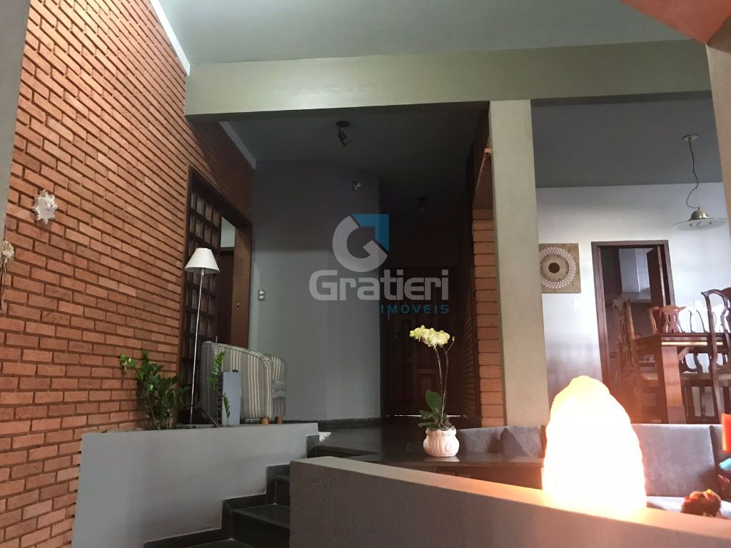 Casa à venda no jardim das roseiras