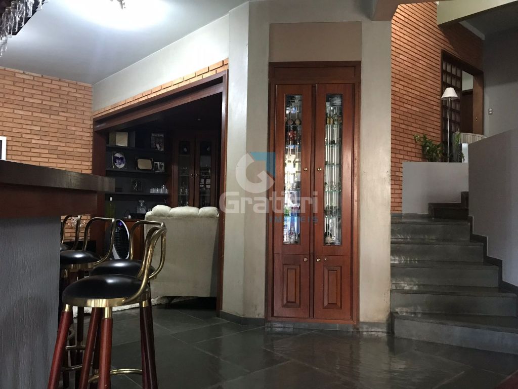 Casa à venda no Jardim das Roseiras