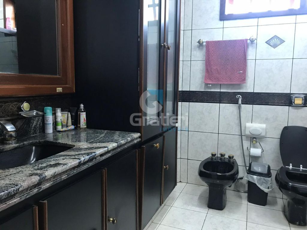 Casa à venda no Jardim das Roseiras