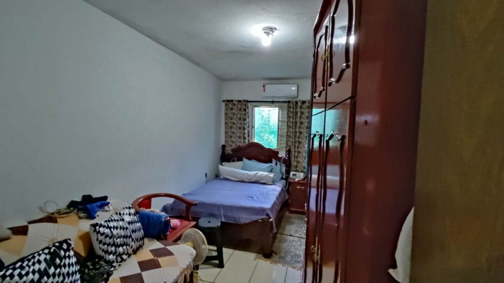 Casa no resid. Laura molina (selmi dey)
