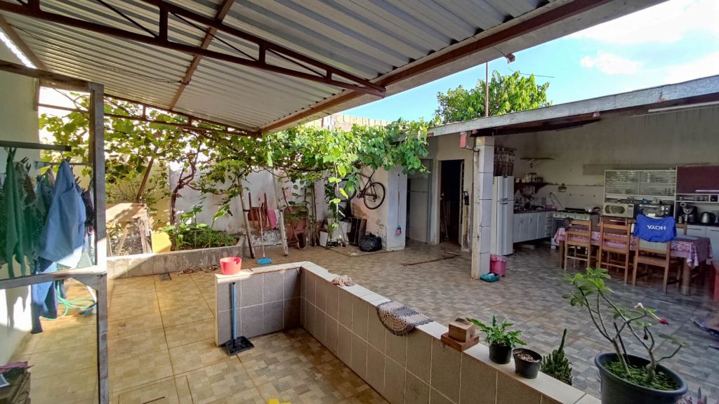 Casa no resid. Laura molina (selmi dey)