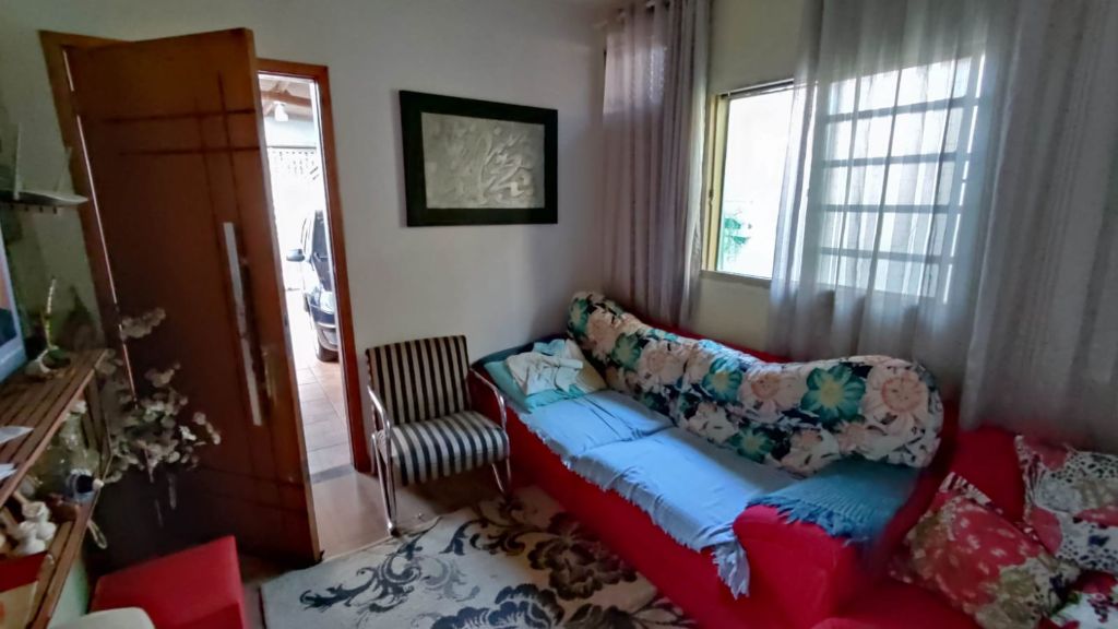 Casa no resid. Laura molina (selmi dey)