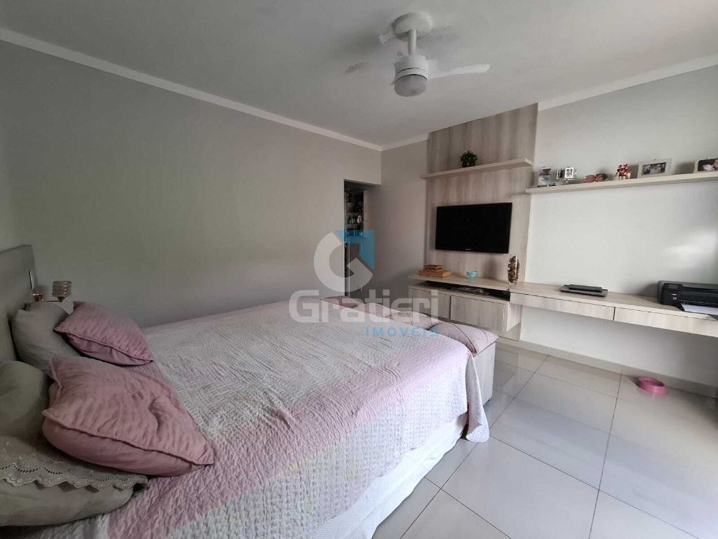 Casa térrea completa com piscina no jardim das gaivotas!