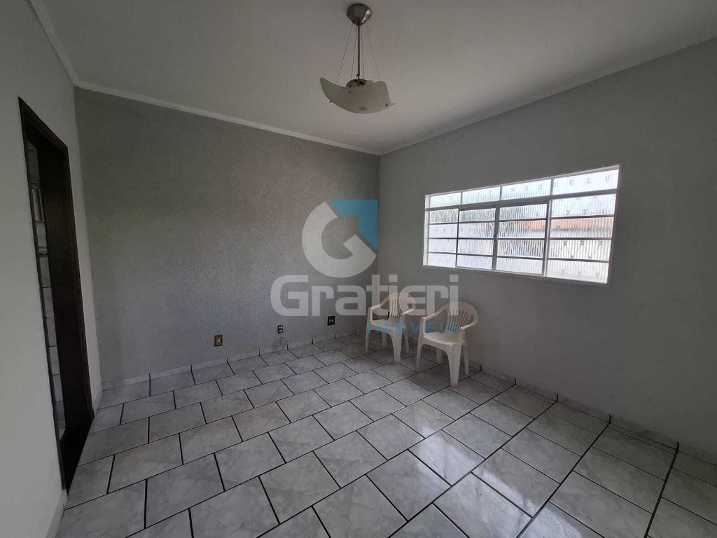 Casa 3 quartos s/ 1 suíte no igaçaba