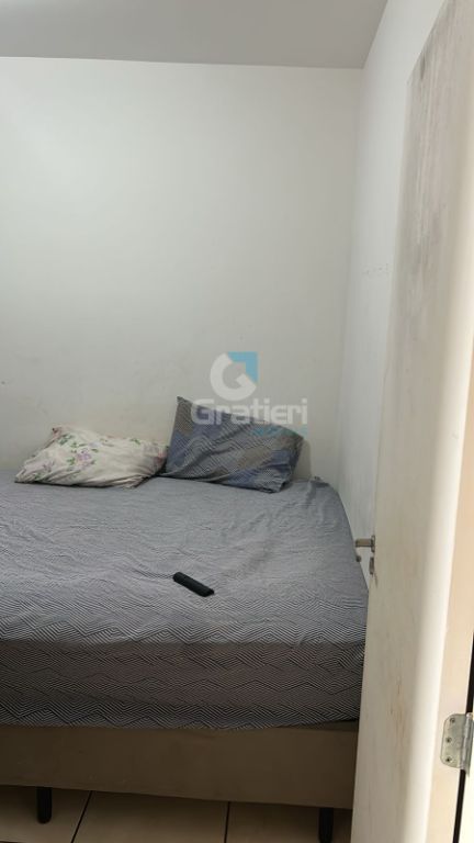 Apartamento no ipe rosa térreo