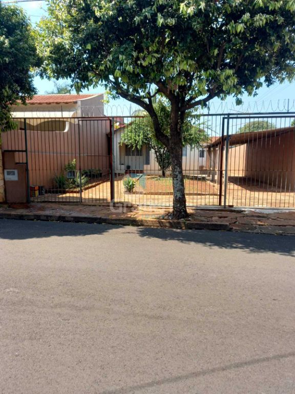 Casa à venda no bairro do carmo
