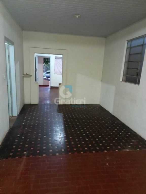 Casa à venda no bairro do carmo