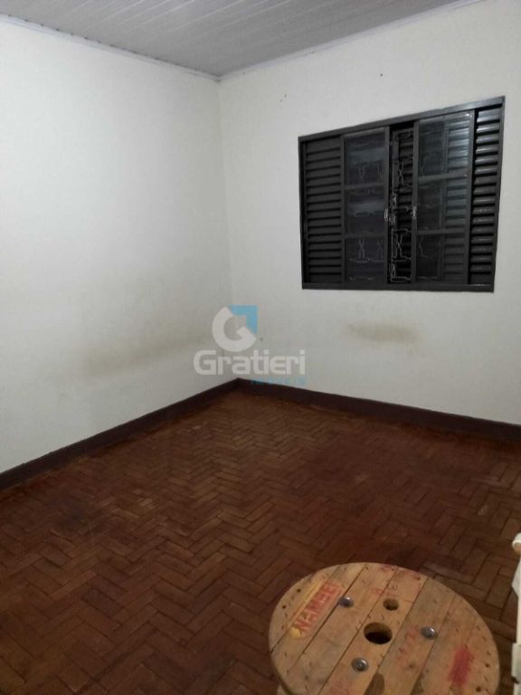 Casa à venda no bairro do carmo