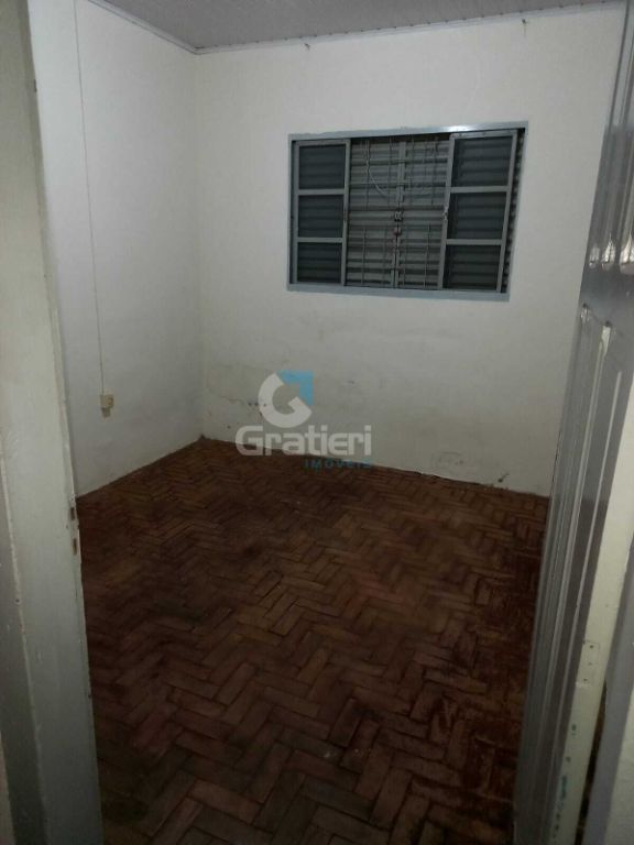 Casa à venda no bairro do carmo