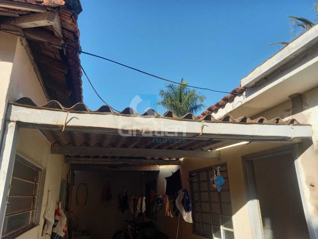 Casa à venda no bairro do carmo