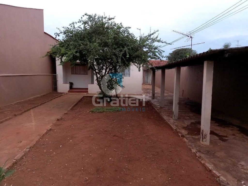 Casa à venda no bairro do carmo