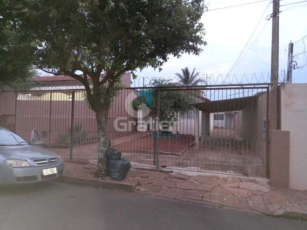 Casa à venda no bairro do carmo