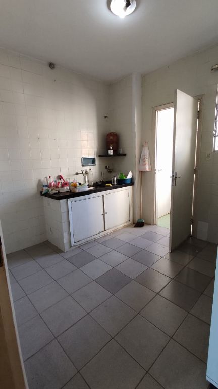 APARTAMENTO 3 QUARTOS - Edifício Diplomata 100 mts da UNIARA