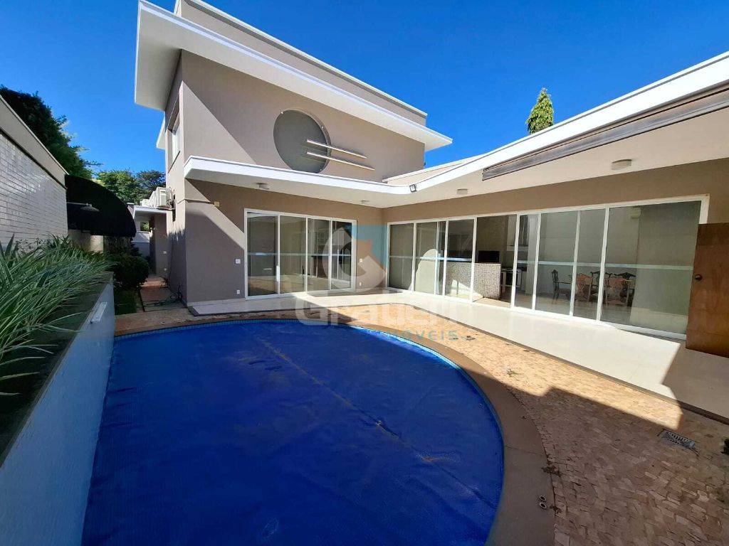 Casa de alto padrão à venda no condomínio portal dos oitis