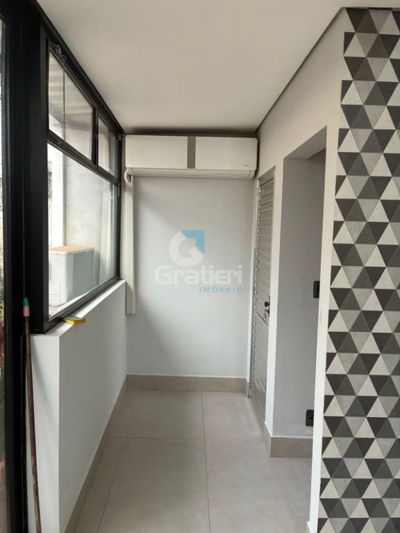 Casa completa no Centro de Araraquara com área gourmet e suíte com closet!