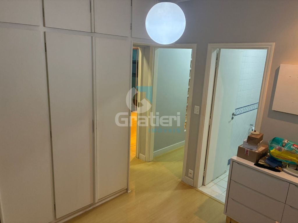 Casa completa no Centro de Araraquara com área gourmet e suíte com closet!