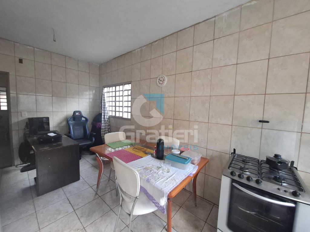 Casa à venda no lupo ii