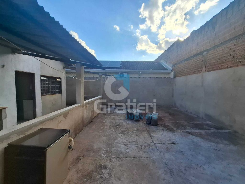 Casa à venda no lupo ii
