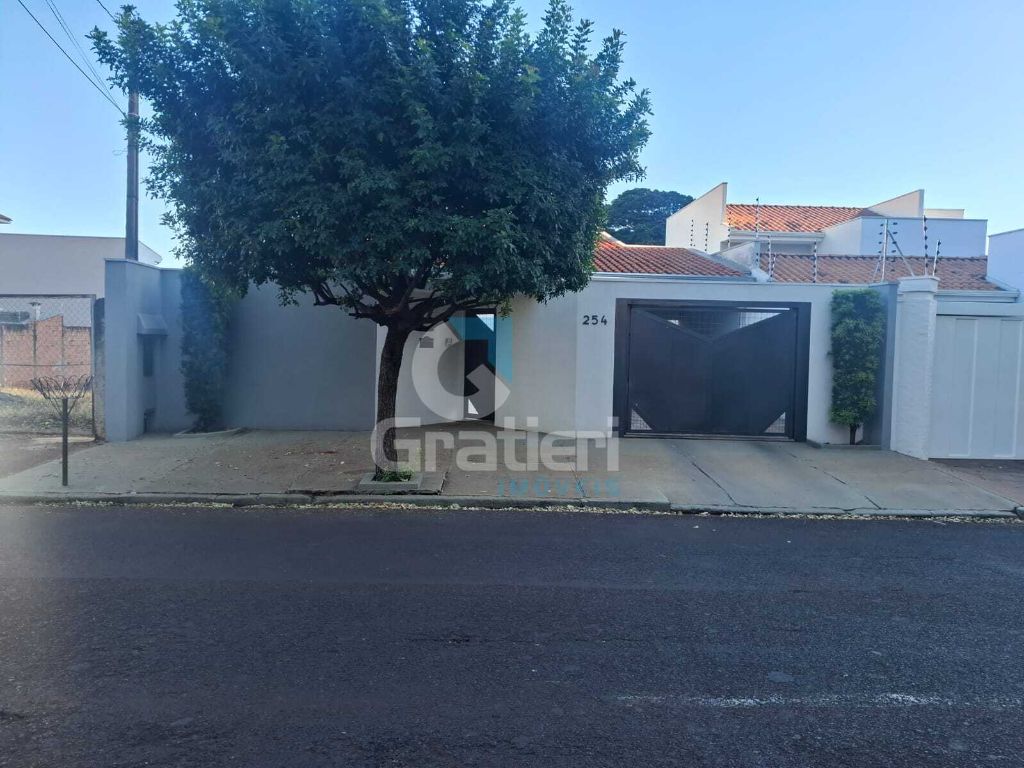 Casa à venda na vila harmonia