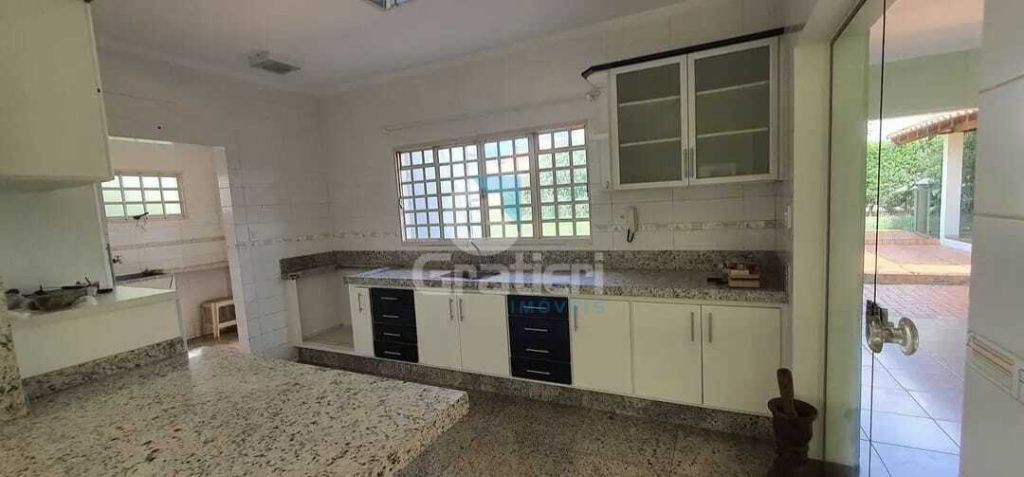 Casa com 7 dormitórios à venda no Jardim Arangá