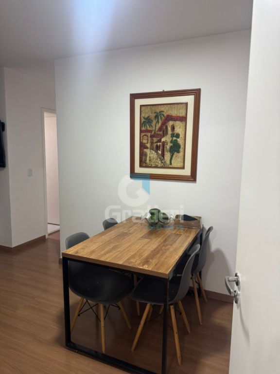 Apartamento com garagem coberta e planejados no Portal Caminhos de Córdoba