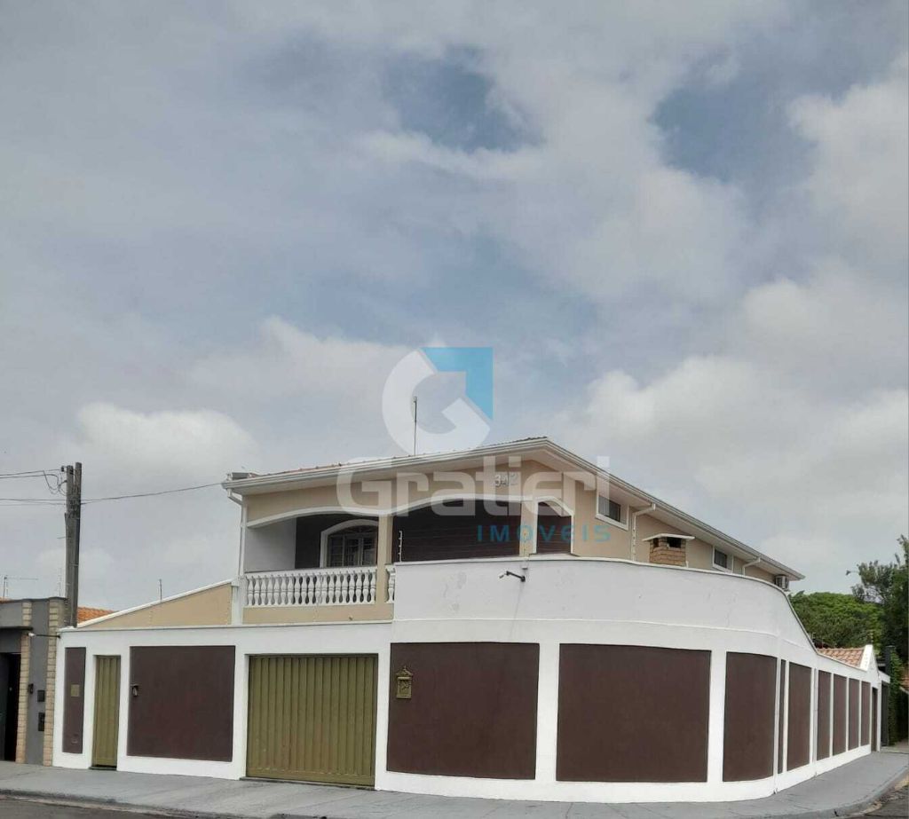 Sobrado de esquina com 4 dormitórios e área gourmet no jd. B