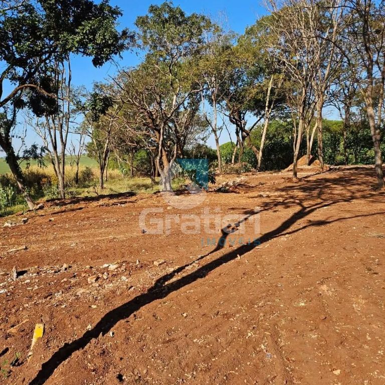 Chácara 8 mil m² perto do aeroporto