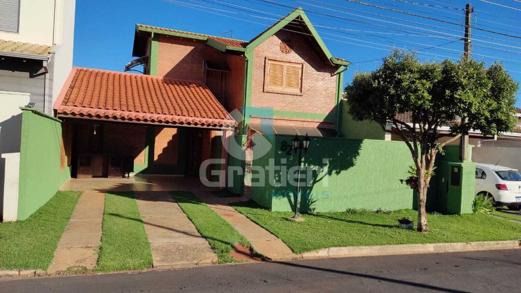 Sobrado à venda ou locação no condomínio flamboyants