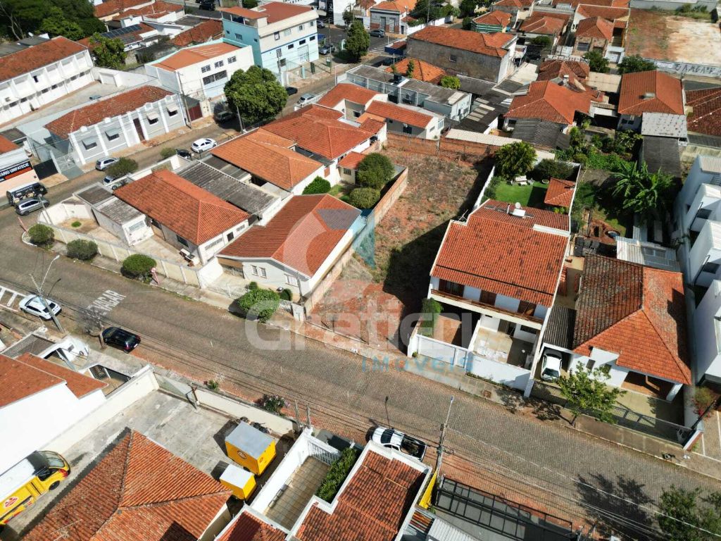 Terreno 478 m² no centro - rua carlos gomes