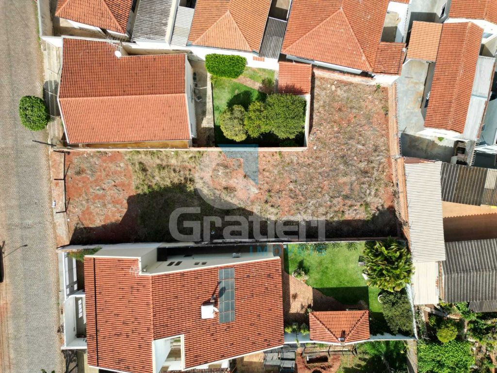 Terreno 478 m² no centro - rua carlos gomes