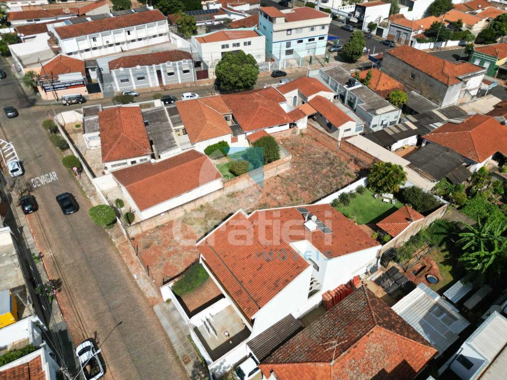 Terreno 478 m² no centro - rua carlos gomes