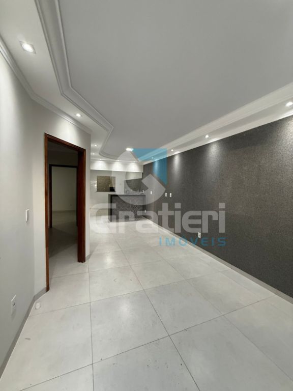 Casa com suíte e área gourmet no jardim alvorada