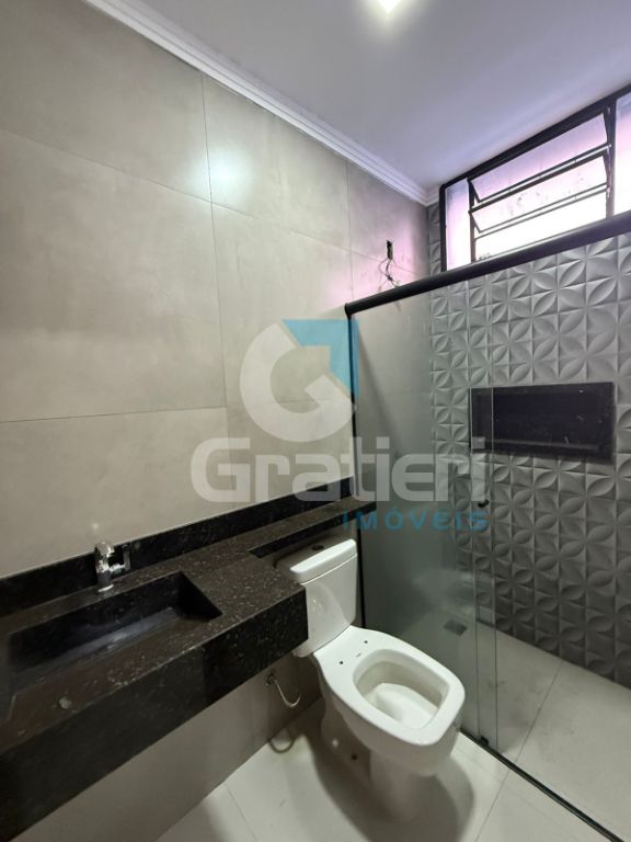 Casa com suíte e área gourmet no Jardim Alvorada