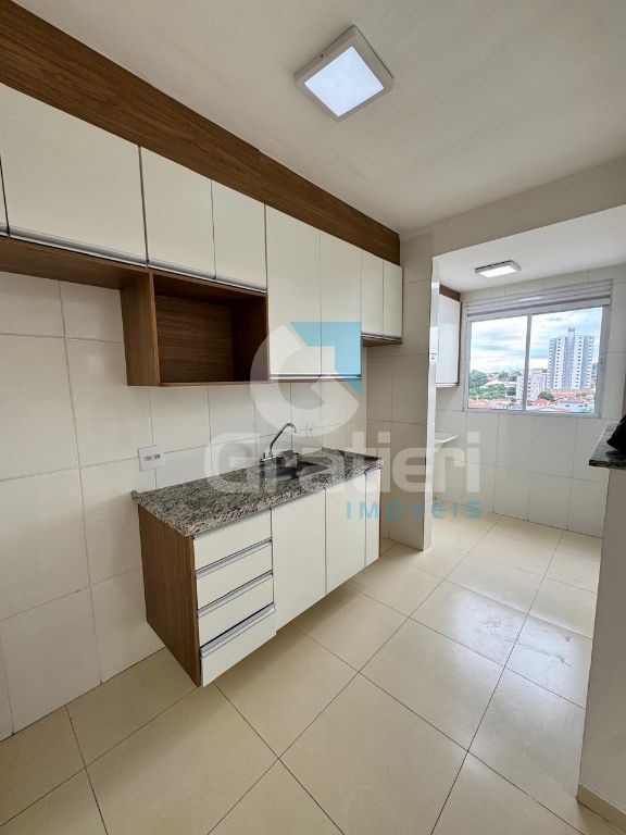 Apartamento no condomínio parque do sol
