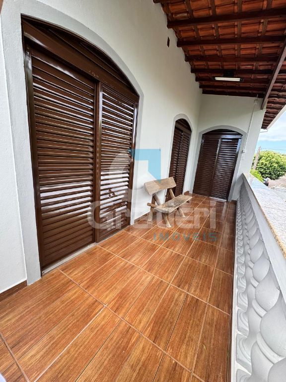 Sobrado à venda bairro melhado araraquara