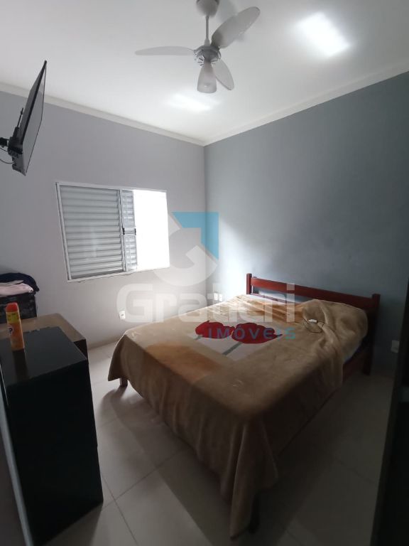 Casa com 3 dormitórios e área gourmet no Selmi Dei