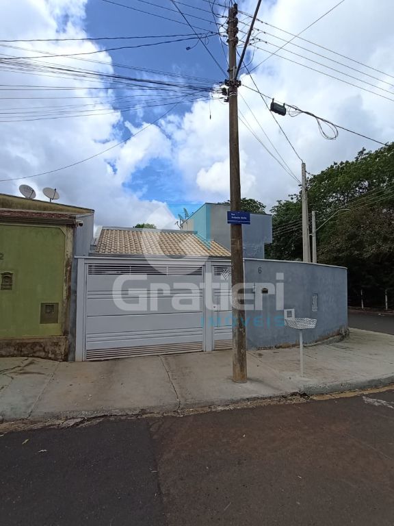 Casa com 3 dormitórios e área gourmet no Selmi Dei