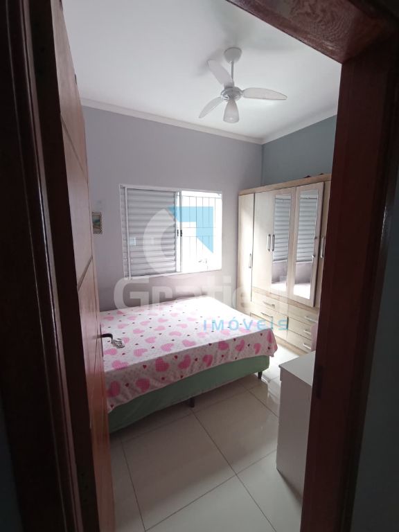 Casa com 3 dormitórios e área gourmet no Selmi Dei