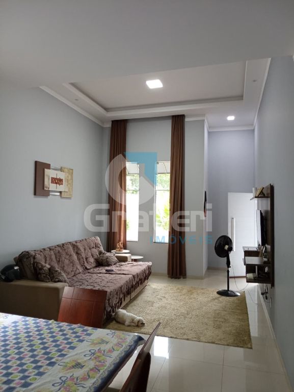Casa com 3 dormitórios e área gourmet no Selmi Dei