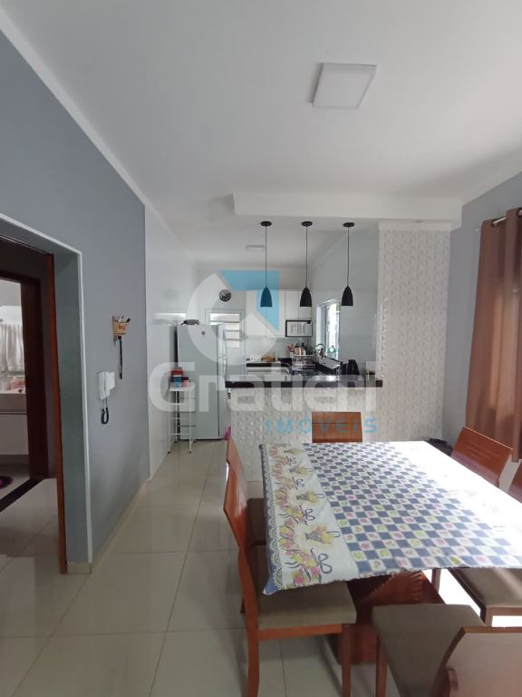 Casa com 3 dormitórios e área gourmet no Selmi Dei