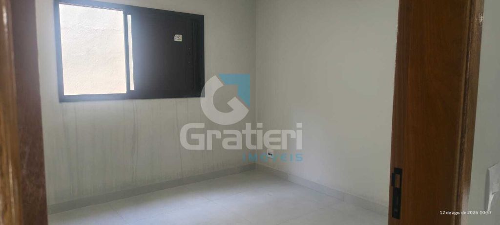 Casa moderna com suíte, closet e área gourmet no jd. Eliana!