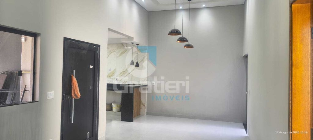 Casa moderna com suíte, closet e área gourmet no jd. Eliana!