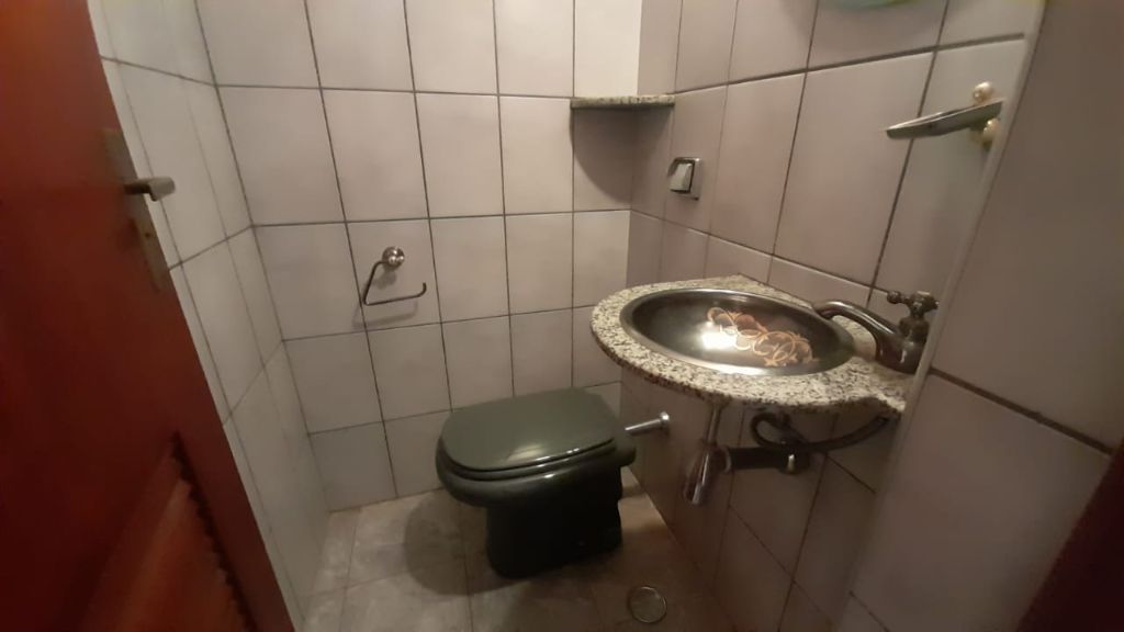 Sobrado no Jardim Califórnia (Quitandinha)