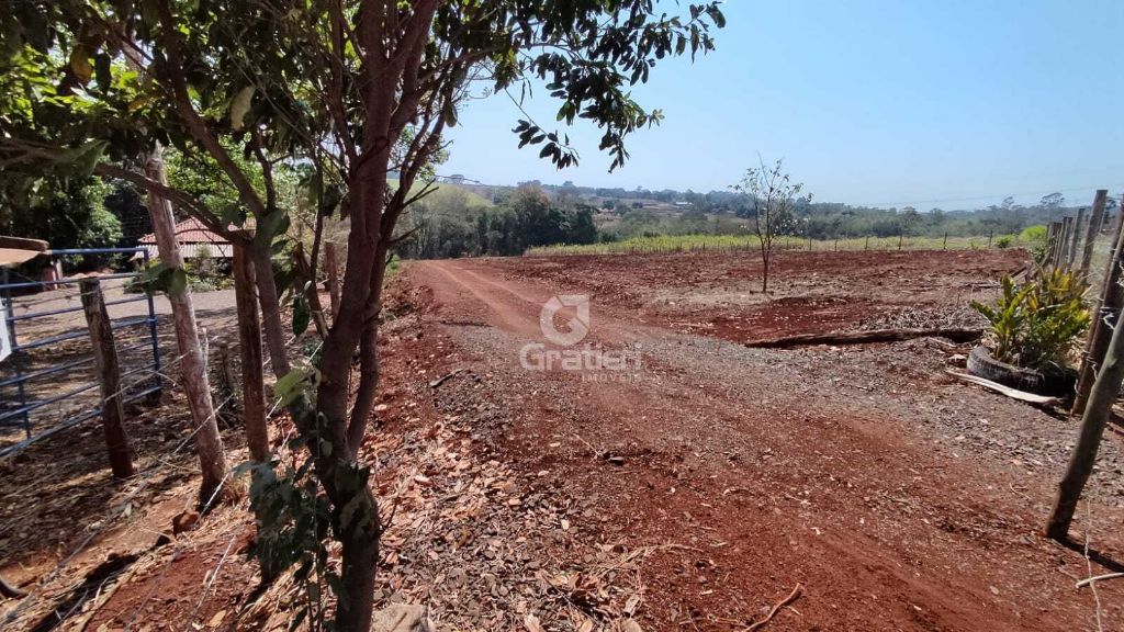 Área 7.500 m² de frente para a rodovia - bairro dos machados