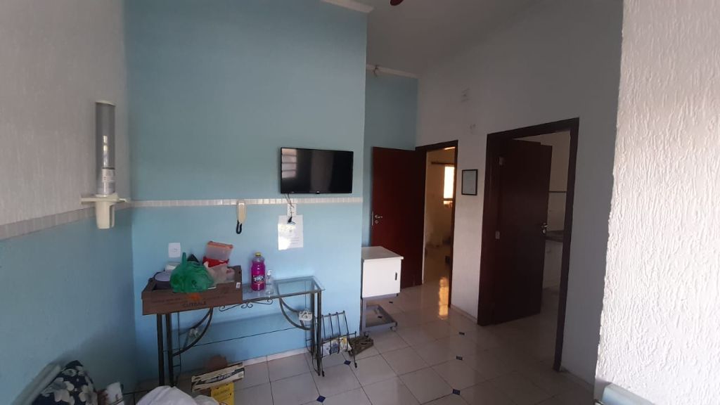 Casa comercial no centro