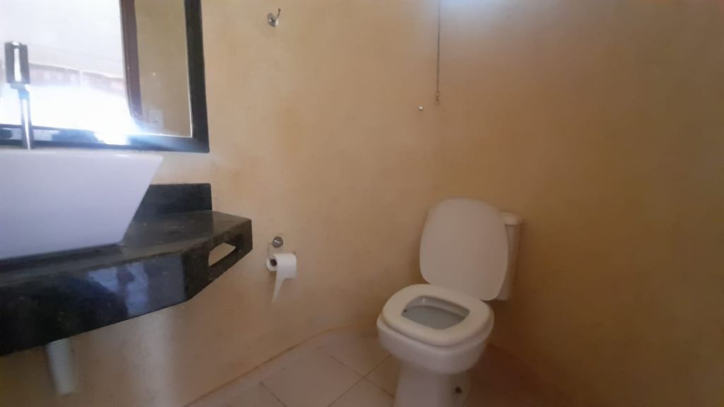 Casa comercial no centro
