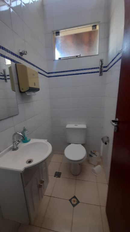Casa comercial no centro