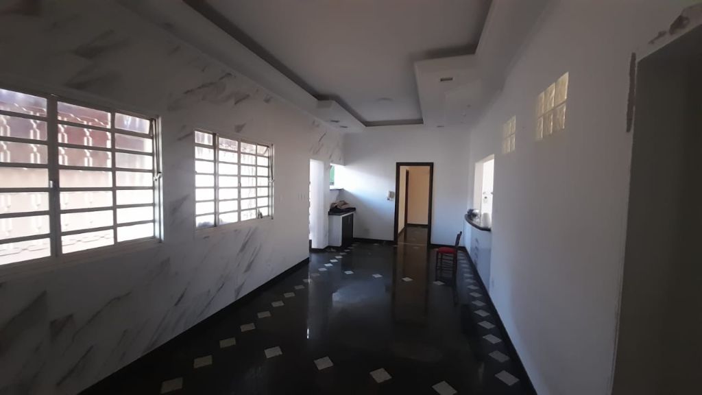 Casa comercial no centro