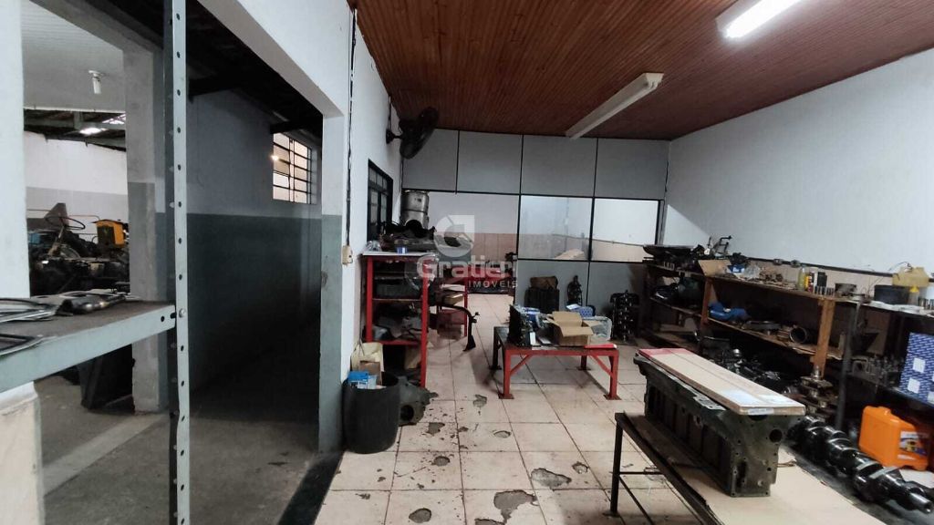 Barracão grande no quitandinha
